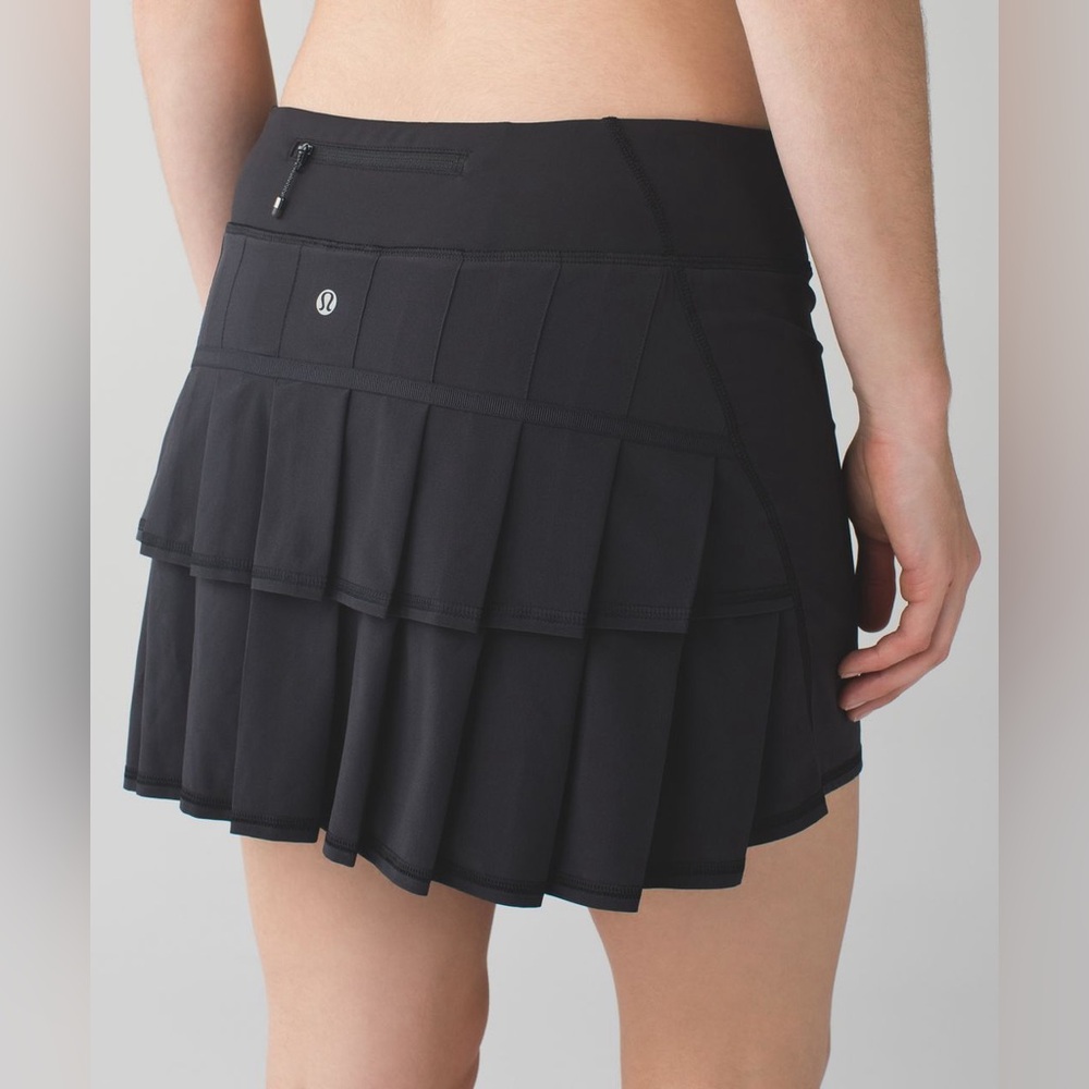 Lululemon Run: Pace Setter Skirt 6 Tall. Worn once!
